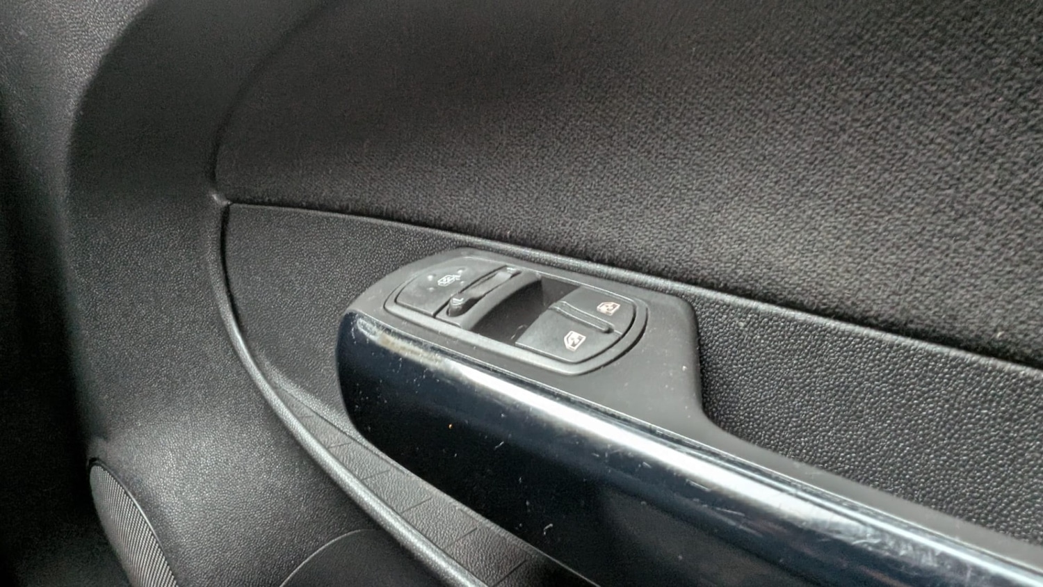 Used Vauxhall Corsa 2012 for sale - 77981441: Photo 28