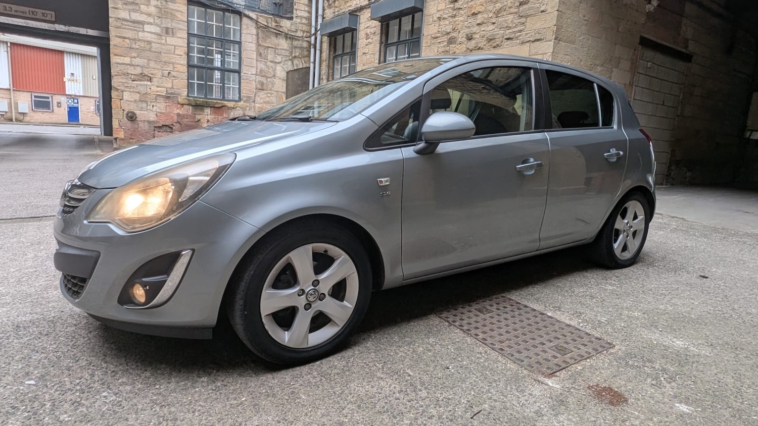 Used Vauxhall Corsa 2012 for sale - 77981441: Photo 3