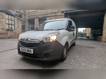 Used Vauxhall Combo 2015 for sale - 79478674: Photo