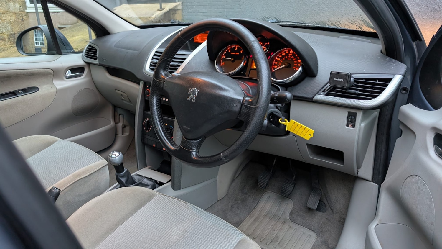 Used Peugeot 207 2007 for sale - 76877699: Photo 19