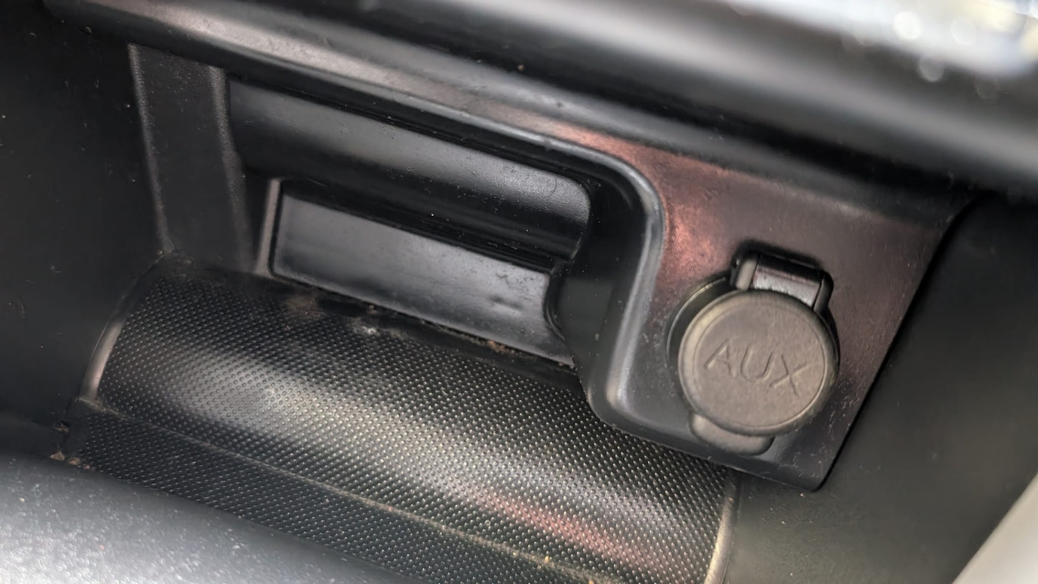 Used Peugeot 207 2011 for sale - 77651734: Photo 29