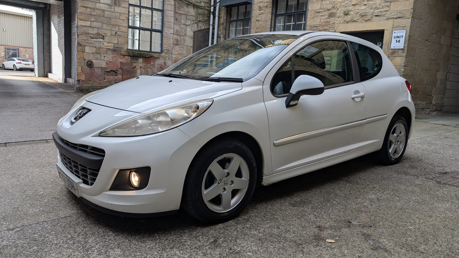 Used Peugeot 207 2011 for sale - 77651734: Photo 7