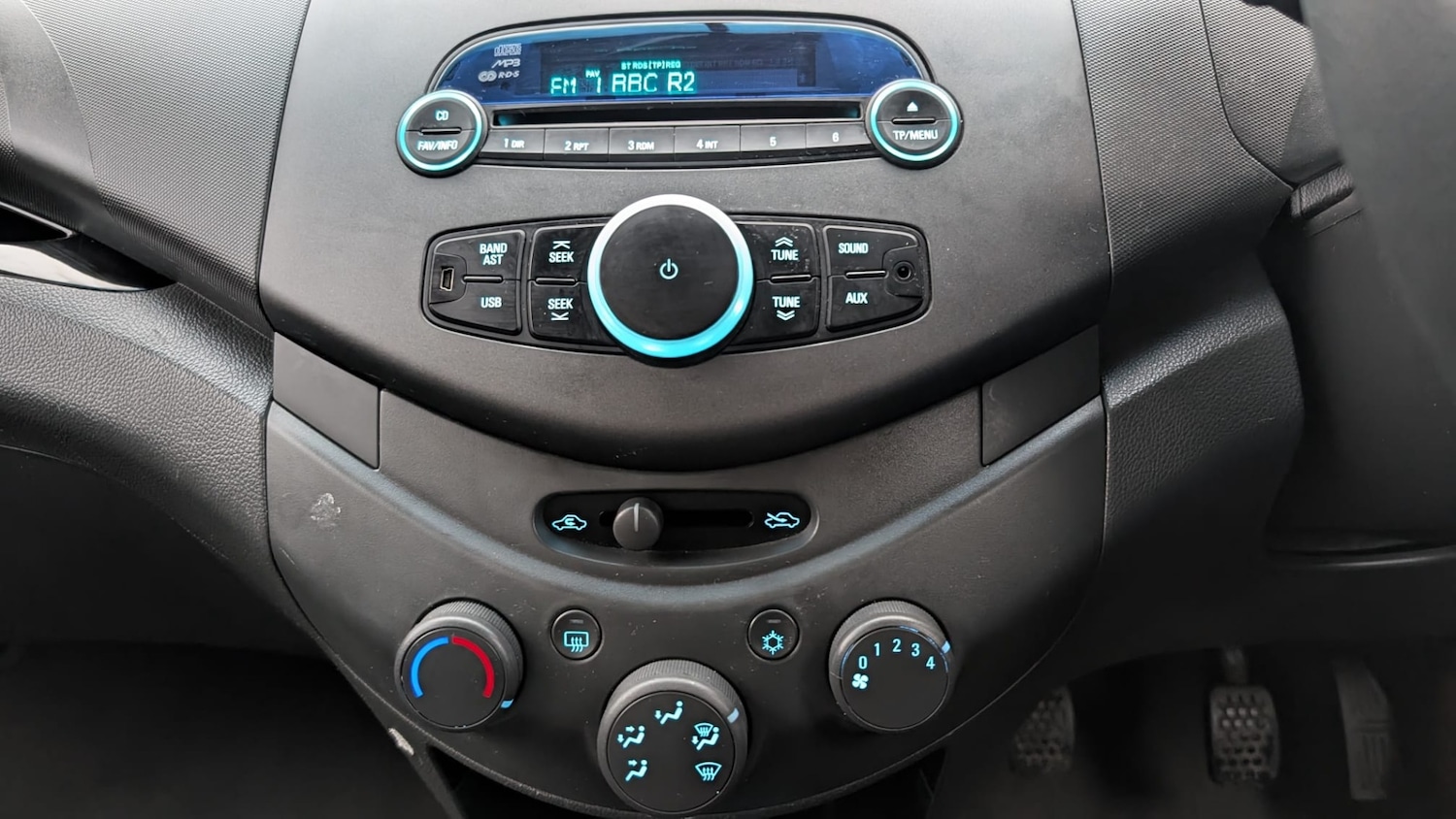 Used Chevrolet Spark 2010 for sale - 76941105: Photo 25