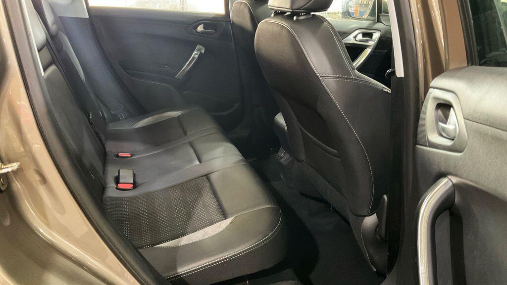 Used Peugeot 2008 2017 for sale - 78115359: Photo 12