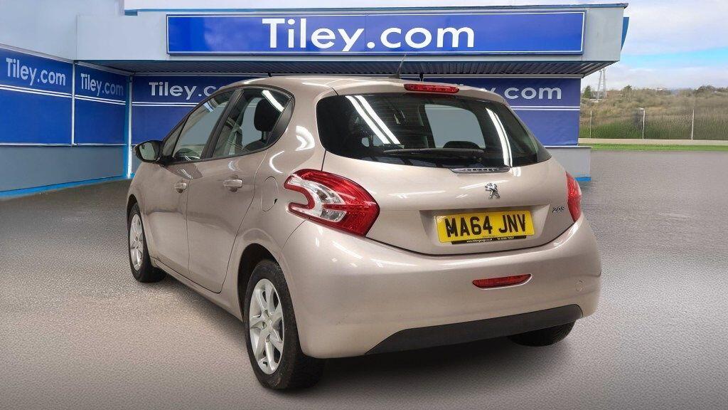 Used Peugeot 208 2014 for sale - 77216339: Photo 7