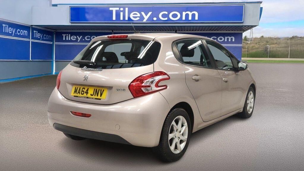 Used Peugeot 208 2014 for sale - 77216339: Photo 8