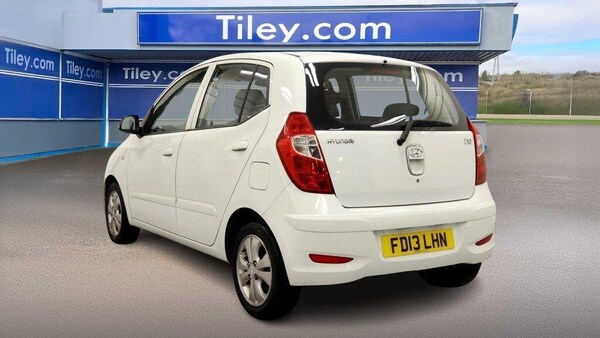Used Hyundai i10 2013 for sale - 76200986: Photo 7