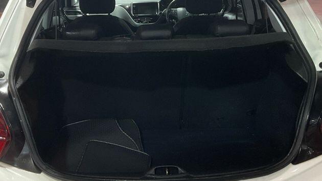 Used Peugeot 208 2016 for sale - 76964711: Photo 13