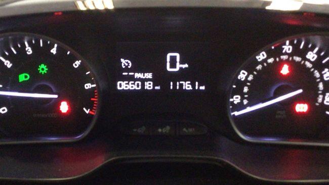 Used Peugeot 2008 2017 for sale - 77191261: Photo 11