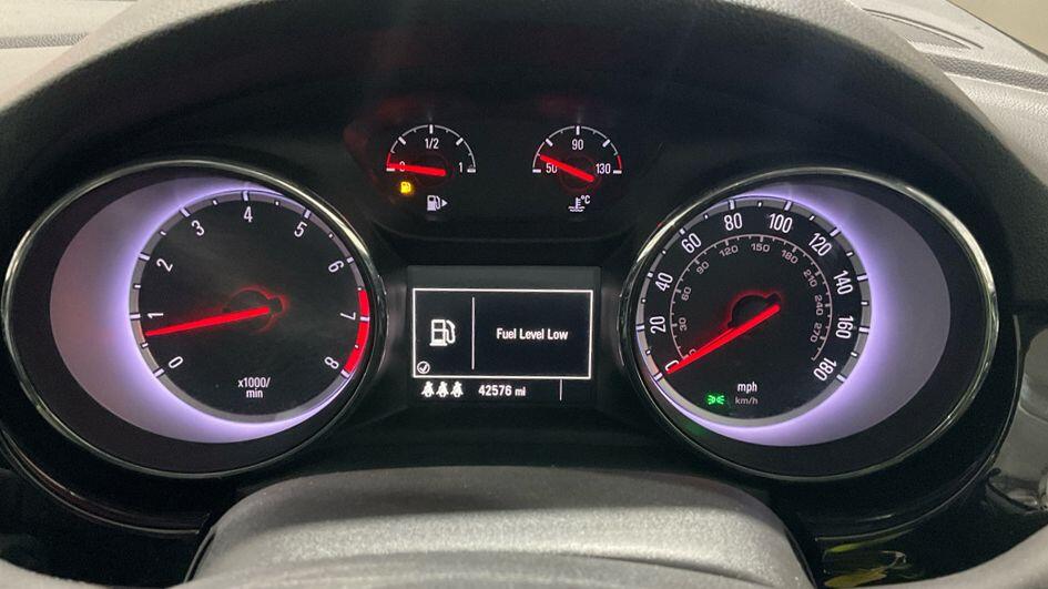 Used Vauxhall Astra for sale - 77215402: Photo 11