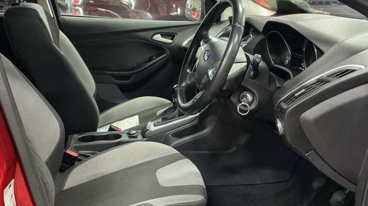 Used Ford Focus 2012 for sale - 77330906: Photo 9