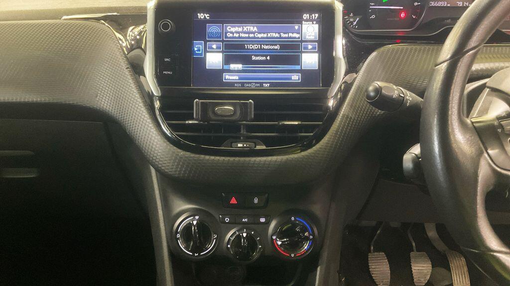 Used Peugeot 208 2016 for sale - 77633011: Photo 3