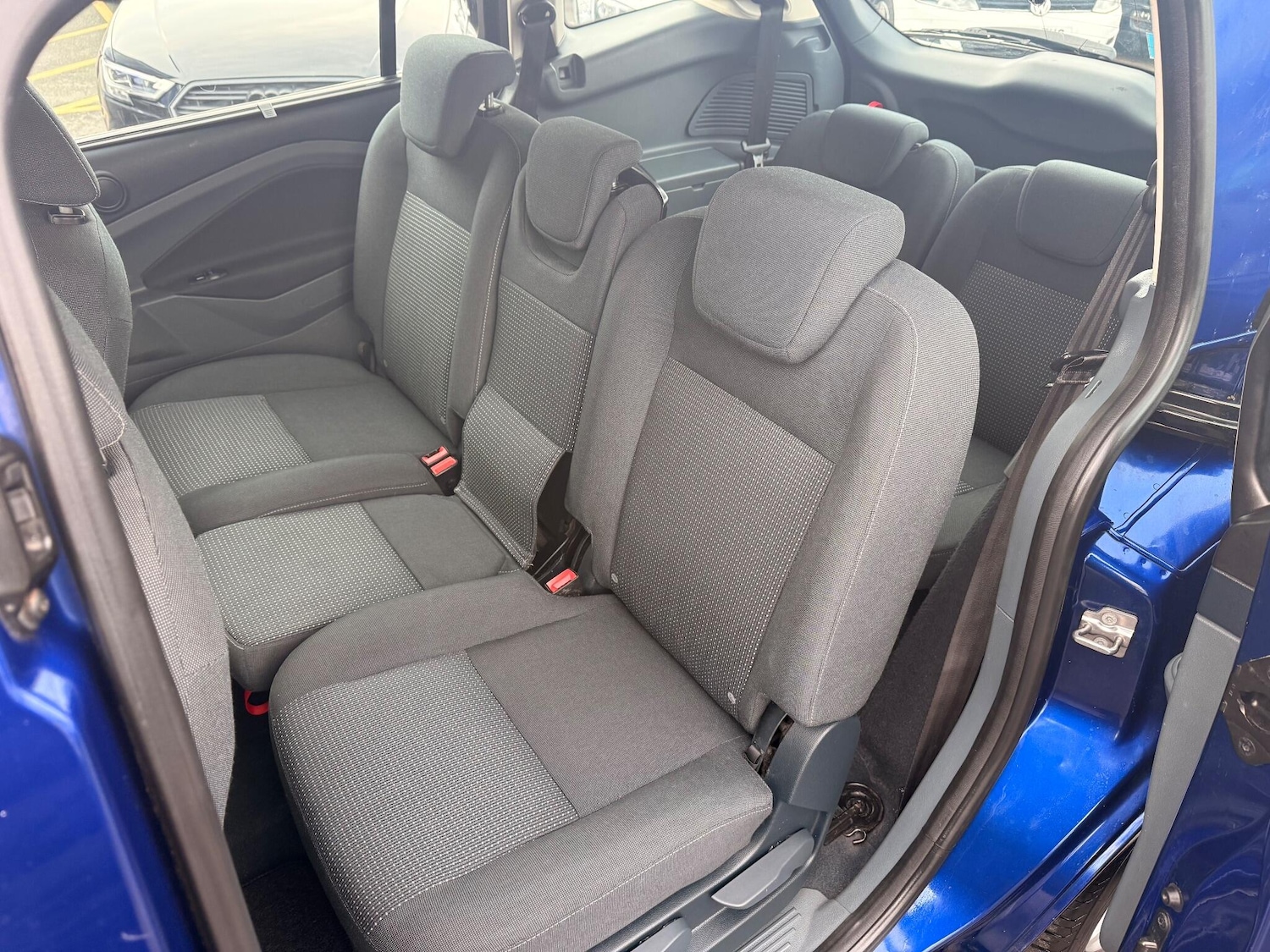 Used Ford Grand C-Max 2013 for sale - 77156752: Photo 25