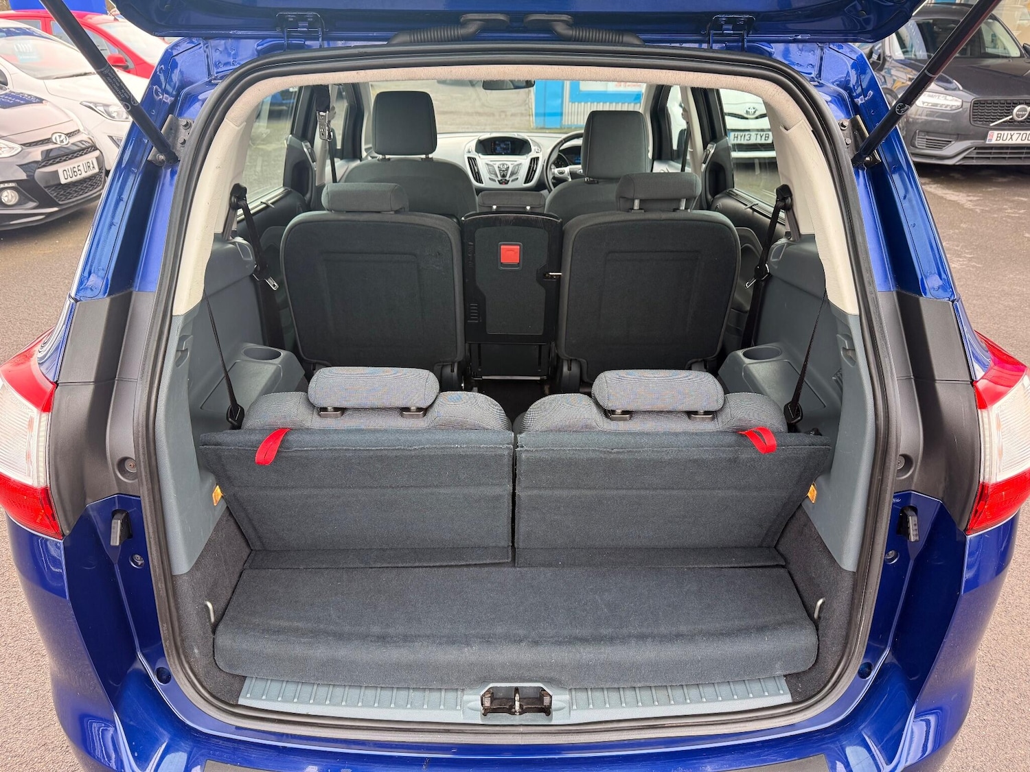 Used Ford Grand C-Max 2013 for sale - 77156752: Photo 28