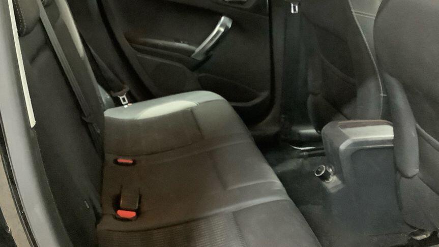 Used Peugeot 2008 2016 for sale - 76585441: Photo 12