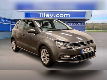 Used Volkswagen Polo 2015 for sale - 78772317: Photo