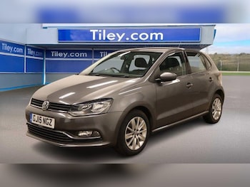 Used Volkswagen Polo 2015 for sale - 78772317: Photo