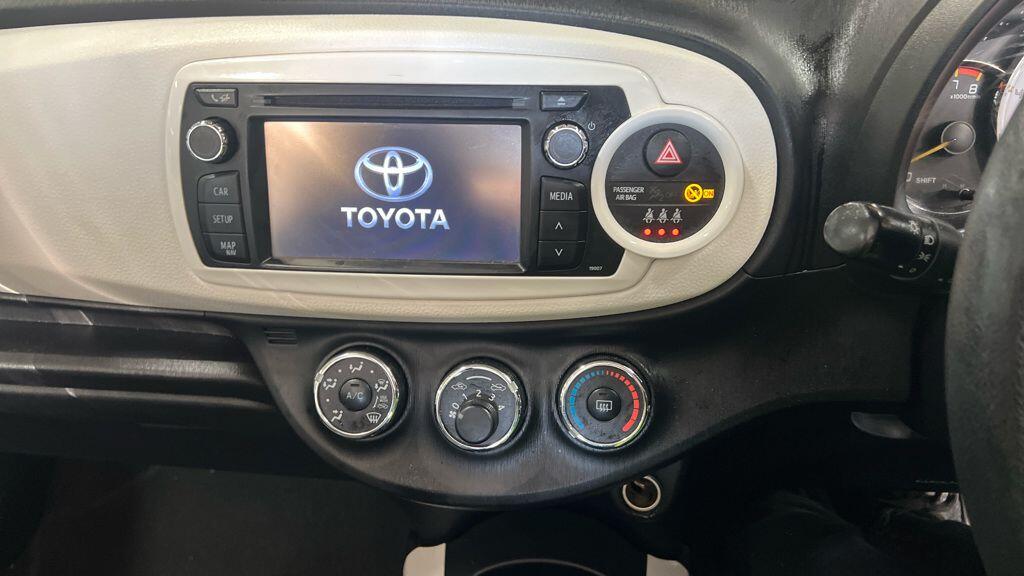 Used Toyota Yaris 2013 for sale - 76270321: Photo 10
