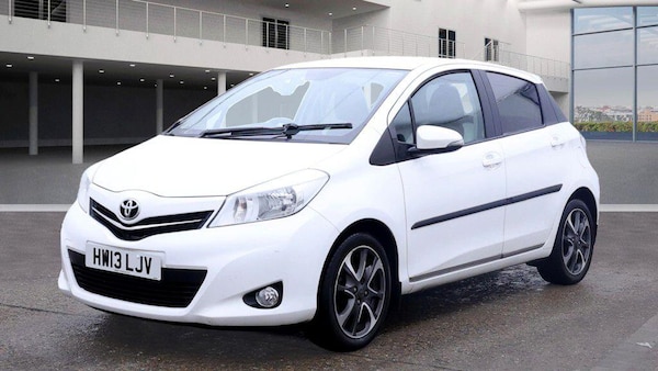 Used Toyota Yaris 2013 for sale - 76270321: Photo 3