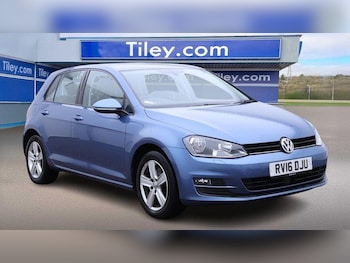Volkswagen - Golf