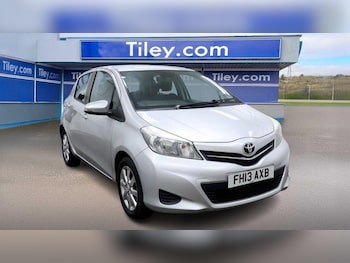 Used Toyota Yaris 2013 for sale - 78362281: Photo