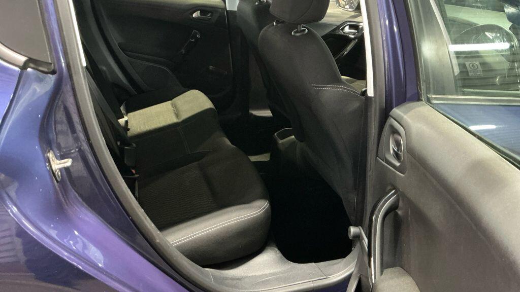 Used Peugeot 208 2015 for sale - 77203666: Photo 12