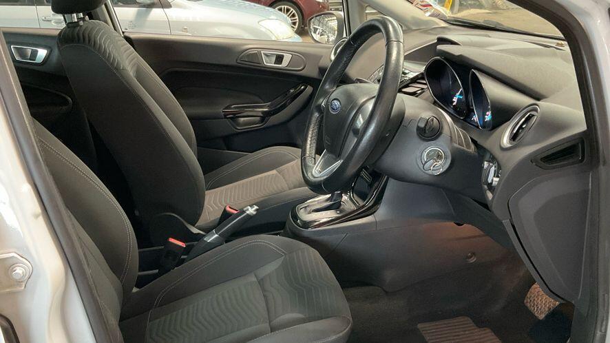 Used Ford Fiesta 2013 for sale - 76765399: Photo 9