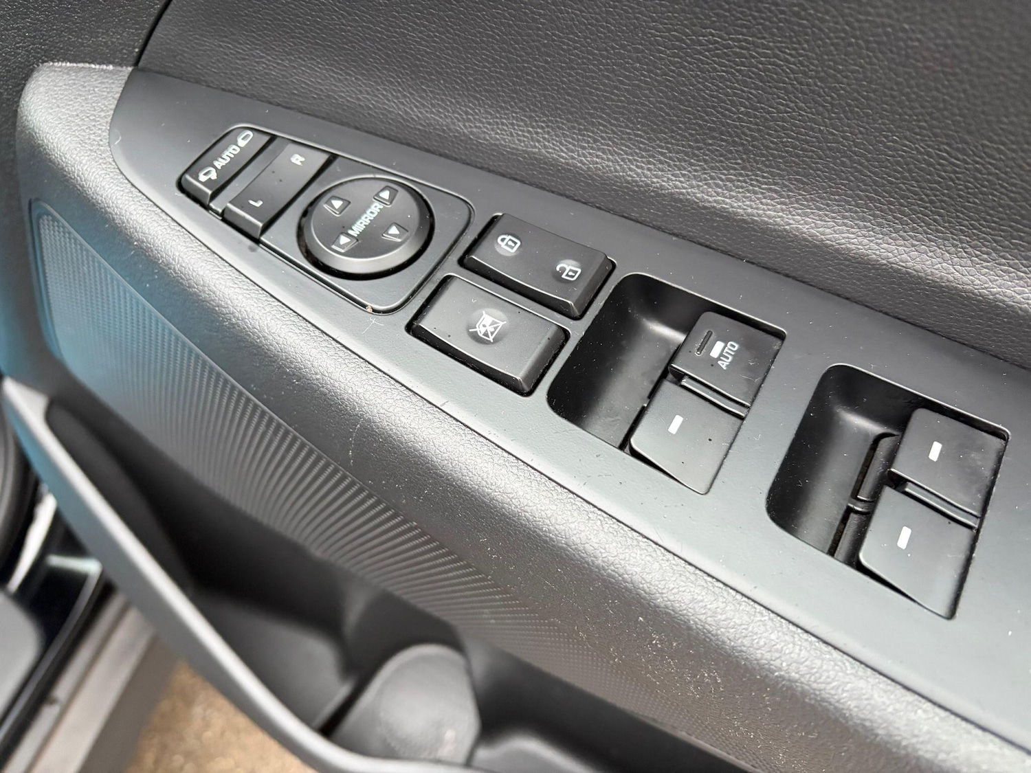 Used Hyundai TUCSON 2017 for sale - 77793908: Photo 12