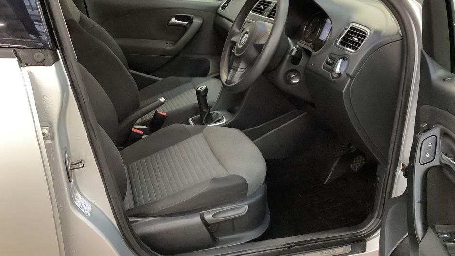 Used Volkswagen Polo 2010 for sale - 77696424: Photo 16