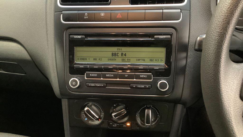 Used Volkswagen Polo 2010 for sale - 77696424: Photo 18