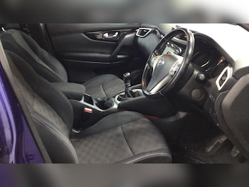 Used Nissan Qashqai 2015 for sale - 76597042: Photo