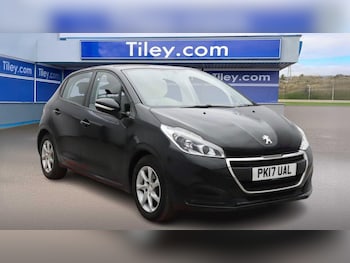 Peugeot - 208