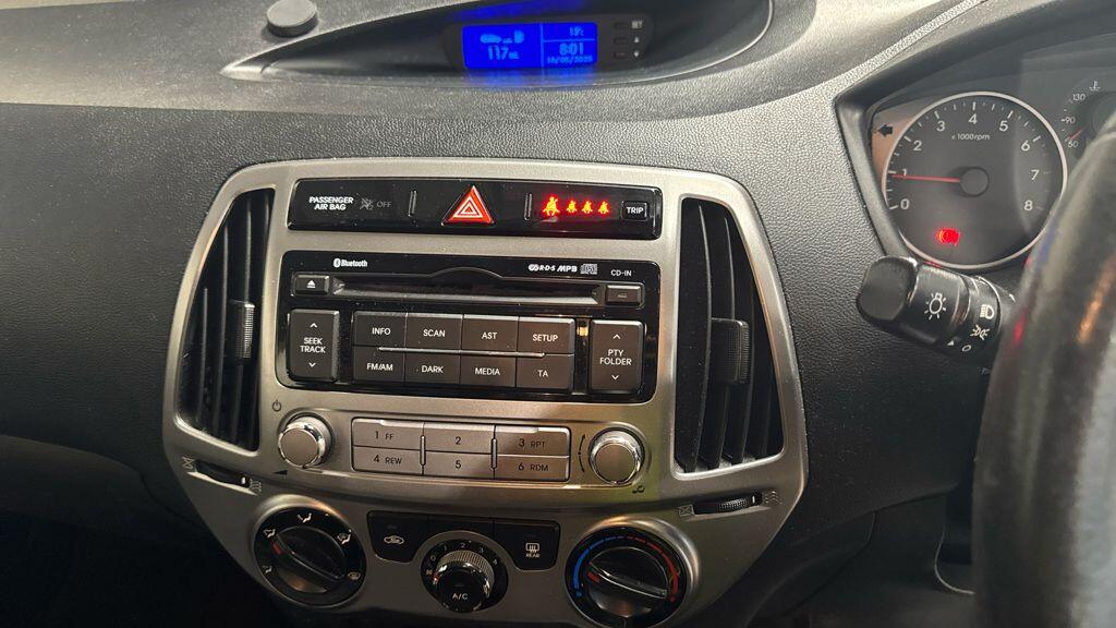 Used Hyundai i20 2014 for sale - 76988149: Photo 10