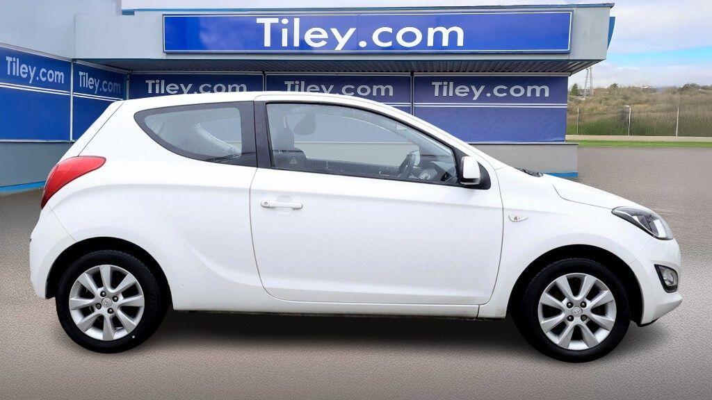 Used Hyundai i20 2014 for sale - 76988149: Photo 6