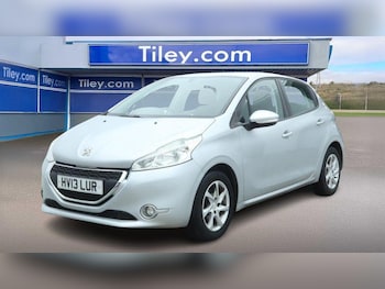 Used Peugeot 208 2013 for sale - 77174954: Photo