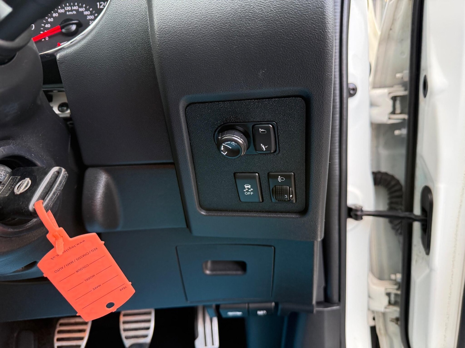 Used Nissan Qashqai 2013 for sale - 76925970: Photo 15