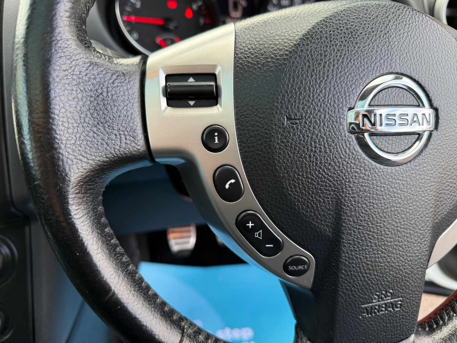 Used Nissan Qashqai 2013 for sale - 76925970: Photo 19