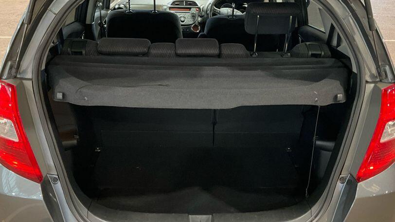 Used Honda Jazz 2014 for sale - 76752642: Photo 13