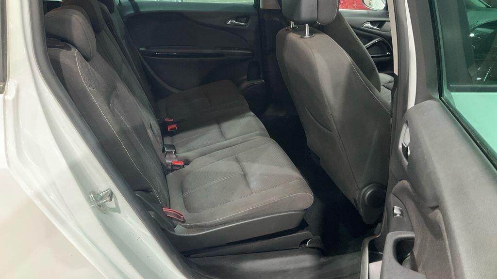 Used Vauxhall Zafira Tourer 2015 for sale - 76337532: Photo 12