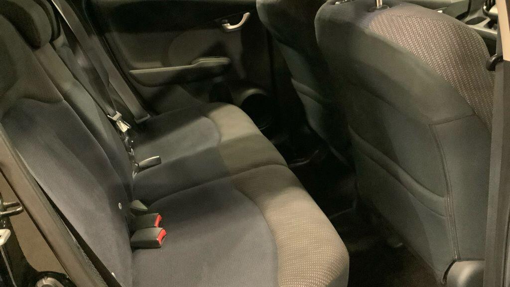 Used Honda Jazz 2011 for sale - 76742406: Photo 12