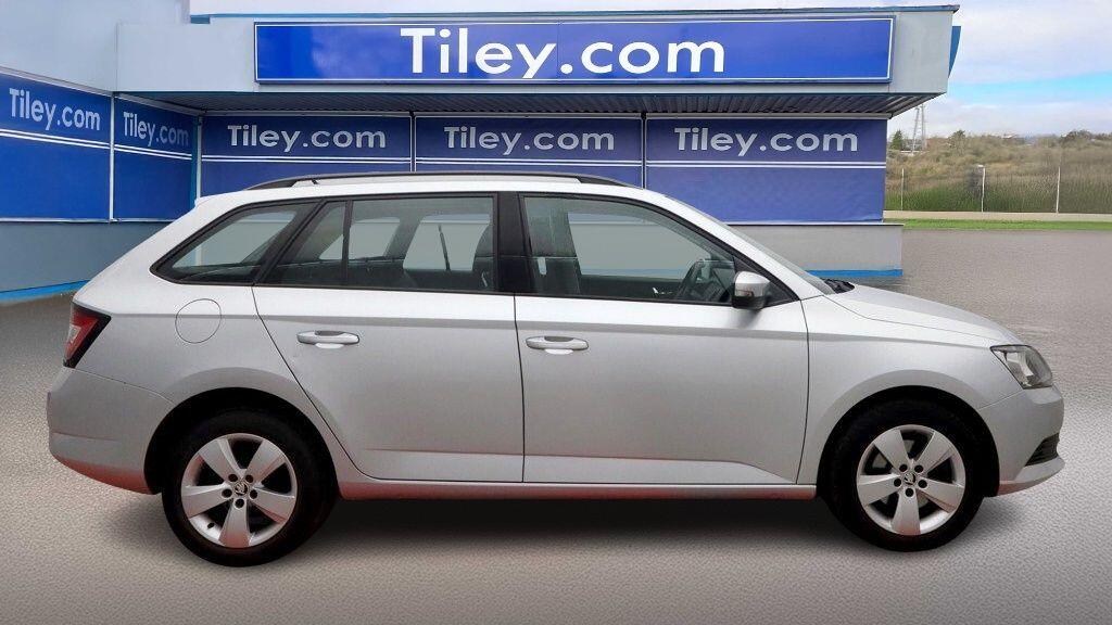 Used Skoda Fabia 2015 for sale - 76270935: Photo 6