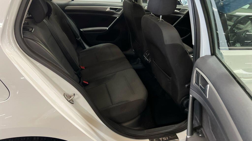 Used Volkswagen Golf 2017 for sale - 76283034: Photo 12