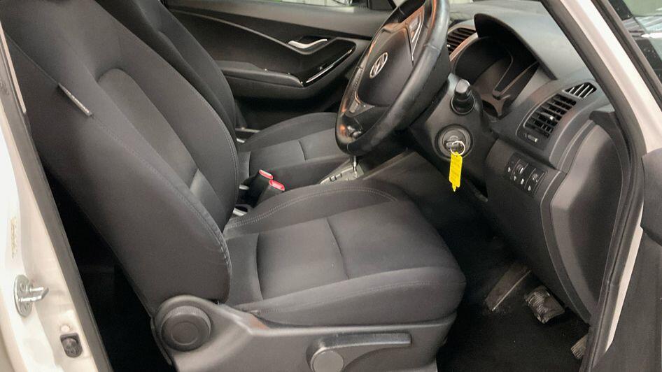 Used Hyundai Ix20 2014 for sale - 77573728: Photo 9