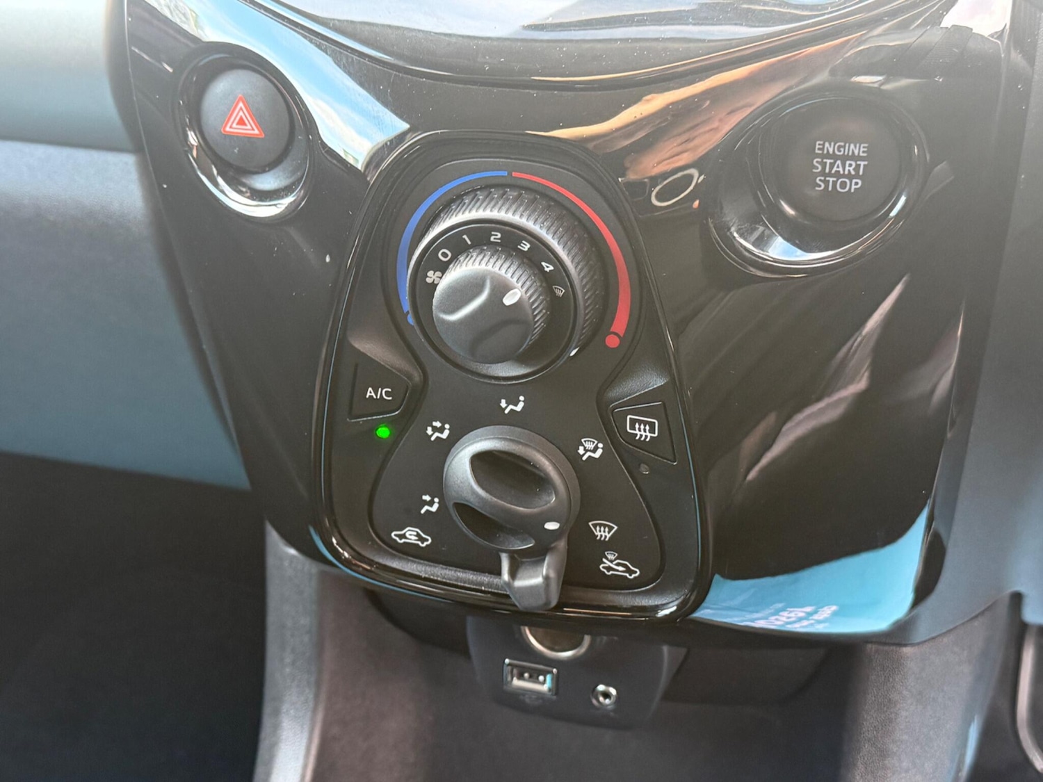 Used Peugeot 108 2015 for sale - 77306024: Photo 21