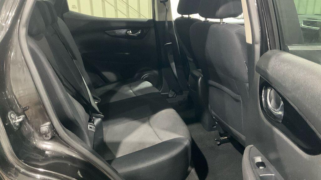 Used Nissan Qashqai 2015 for sale - 77315273: Photo 11