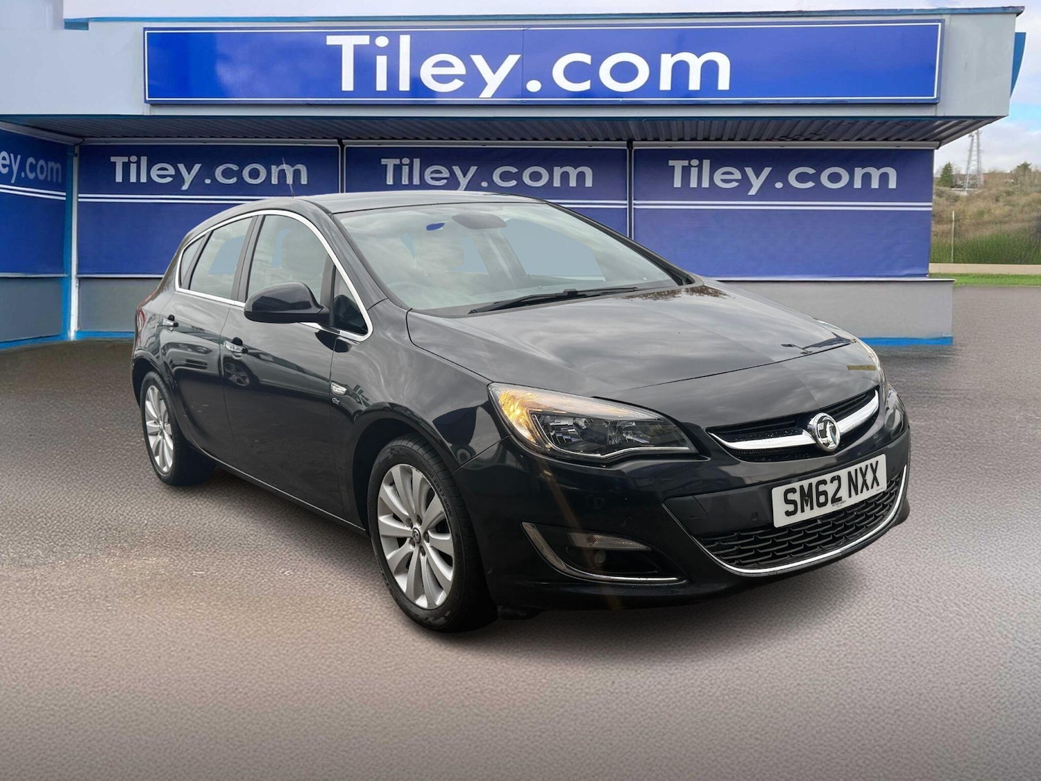 Used Vauxhall Astra 2013 for sale - 76499234: Photo 1