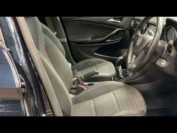 Used Vauxhall Astra 2018 for sale - 74875050: Photo