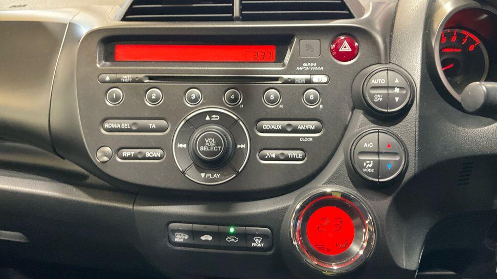 Used Honda Jazz 2011 for sale - 78071864: Photo 10