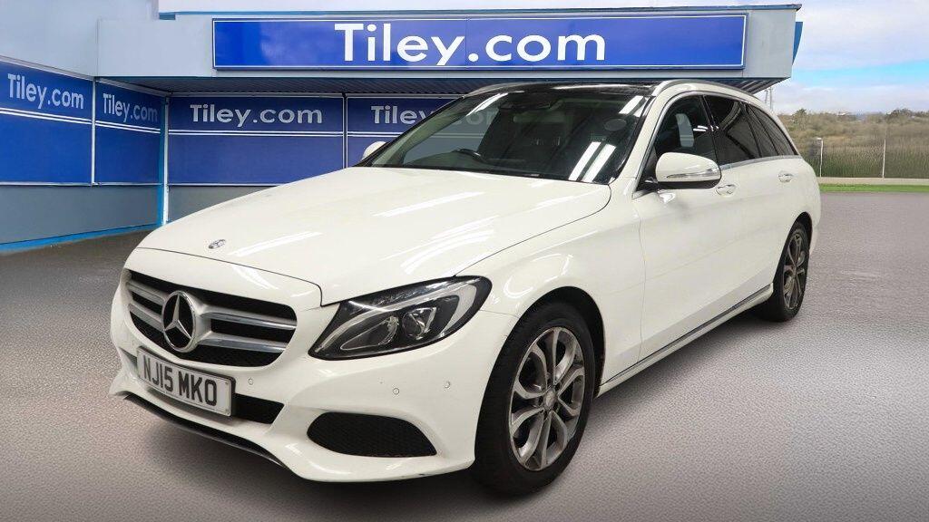 Used Mercedes-Benz C Class 2015 for sale - 76349827: Photo 3