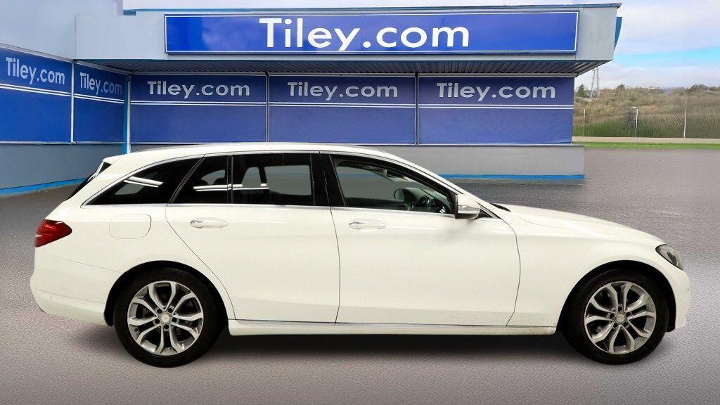 Used Mercedes-Benz C Class 2015 for sale - 76349827: Photo 5